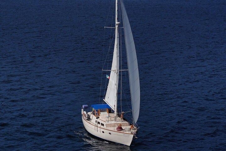 Private Full-Day Sailing & Snorkeling in Puerto Vallarta Bay photo 2