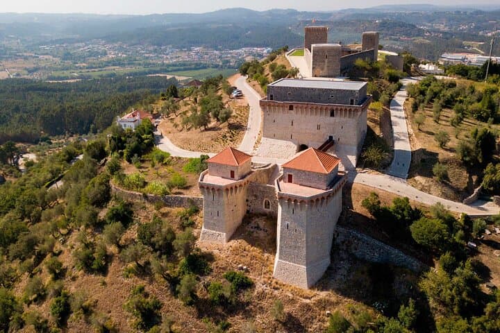 Full-Day Medieval Castle Tour from Lisbon: Almourol, Óbidos & Leiria photo 5