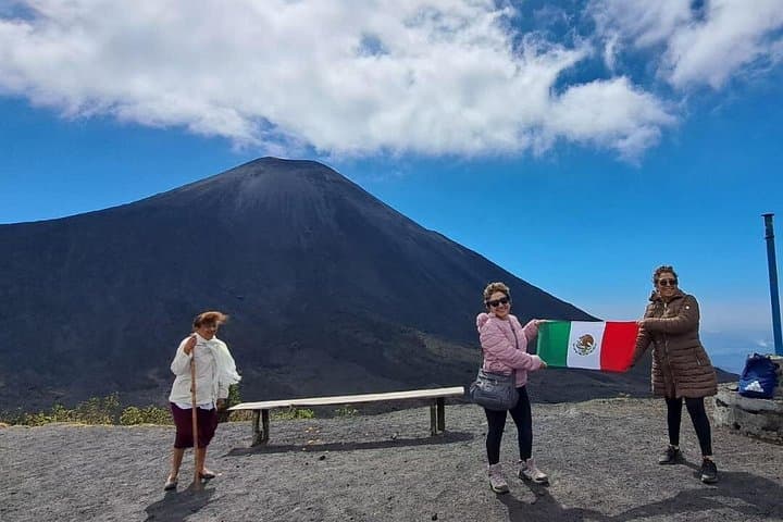 Hike Pacaya Volcano from Antigua and Bake Pizza in Lava Caves photo 4
