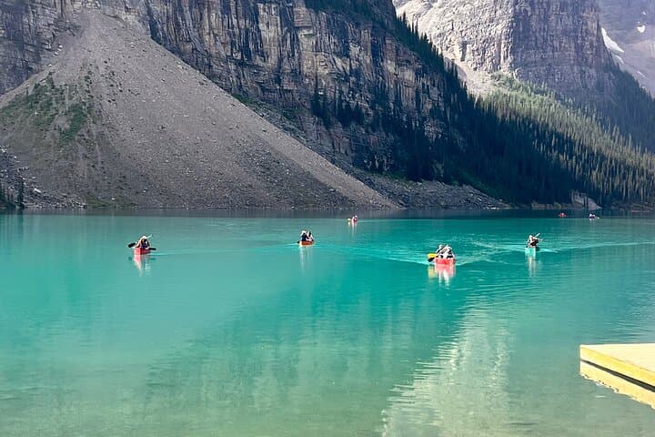 Calgary to Lake Louise, Moraine Lake, Emerald Lake & Johnston Canyon Day Tour