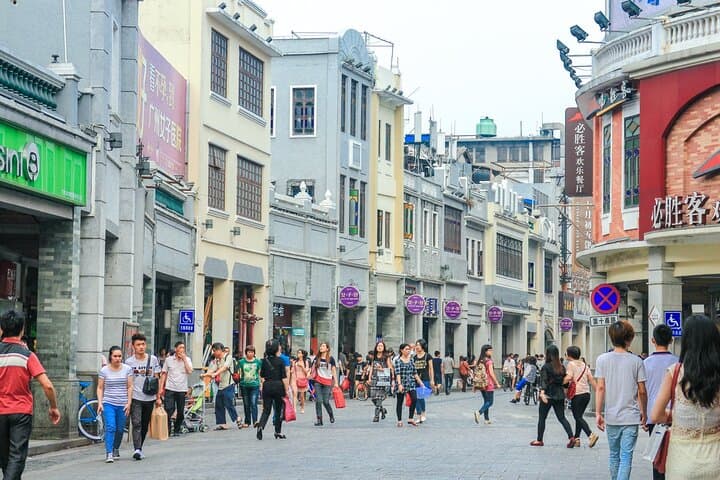 Guangzhou Day Tour from Hong Kong — Canton Architecture, Pearl River & Local Eats photo 5