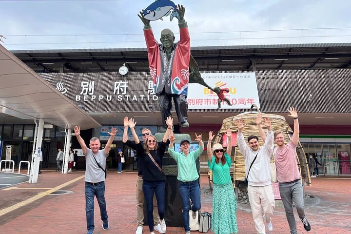Beppu Hidden Gems Private Minivan Tour: Hells, Onsen & Bamboo Crafts