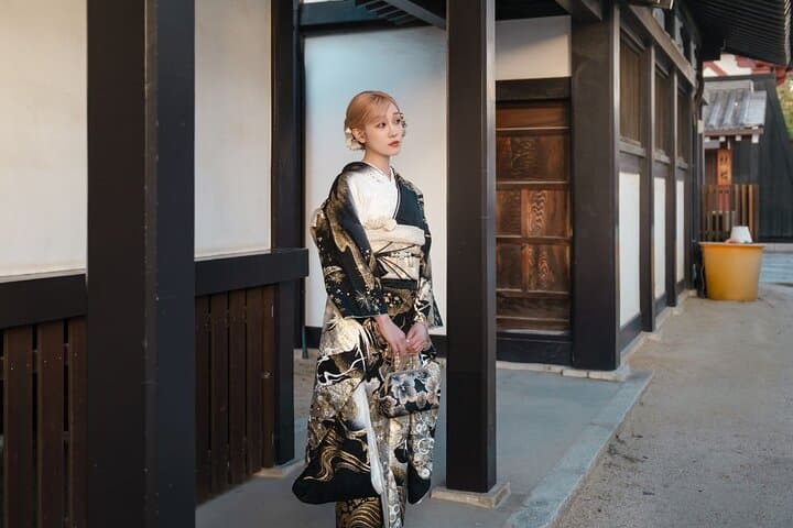 Furisode Kimono Rental & Osaka City Stroll — 1-Day Traditional Dress Experience photo 6