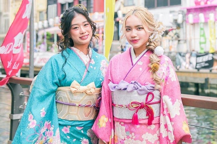 Furisode Rental Osaka: One-Day Kimono Experience with Hair and Makeup photo 3
