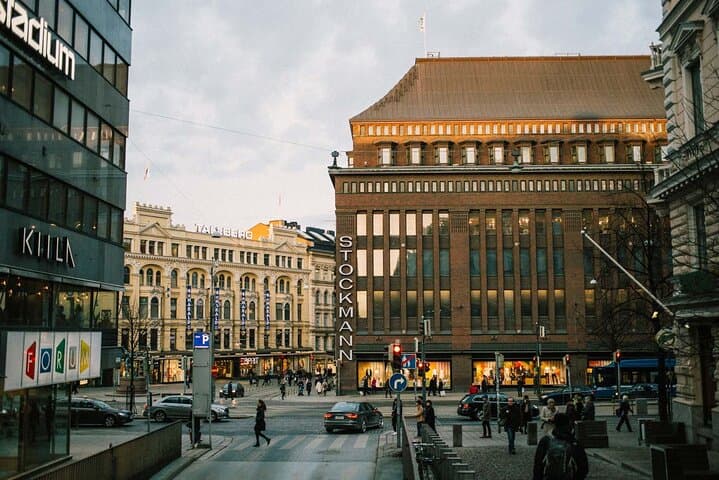 Private Mercedes V-Class Helsinki Highlights Tour - Cathedral, Oodi & Sibelius photo 2