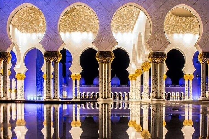 Abu Dhabi Private City Tour from Dubai: Sheikh Zayed, Louvre, Emirates Palace photo 4