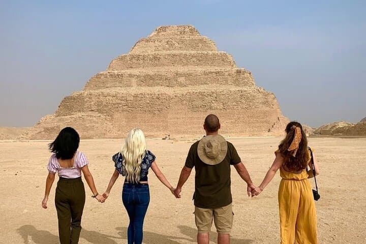 Full-Day Giza, Saqqara & Dahshur Private Tour: Pyramids, Sphinx and Step Pyramid