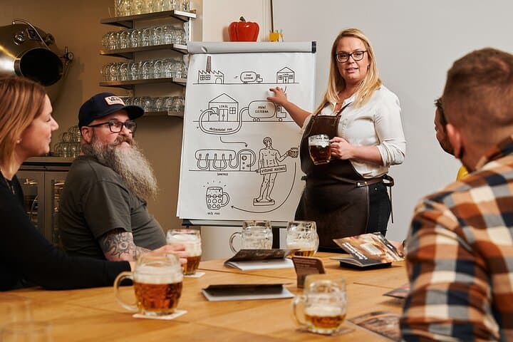 Prague Beer School: Traditional Czech Beer Pouring Experience