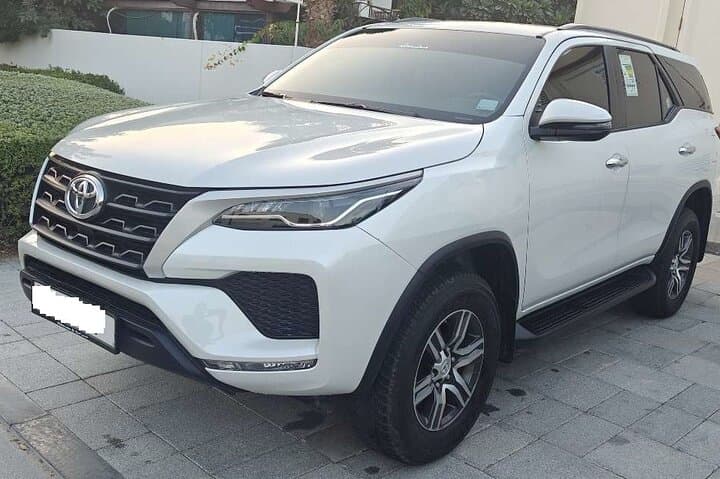 Private Half-Day Chauffeured Tour in Dubai — Stress-Free City Driving & Sightseeing