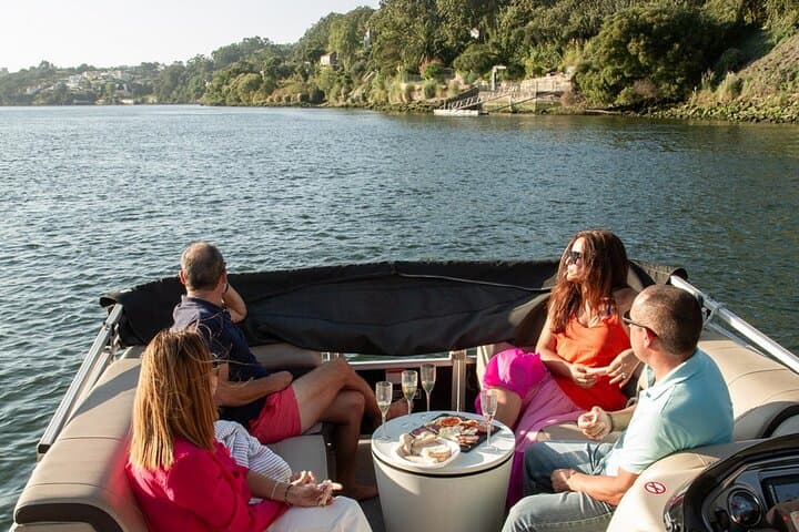 Porto Douro Nature Boat Tour: 2-Hour Scenic Cruise on the Douro River