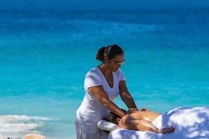 Negril Seven Mile Beach: Swedish Massage and Rick's Café Sunset Experience