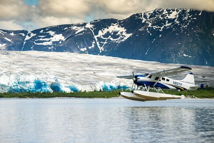 Norris Glacier Packraft & Hike: Juneau Floatplane Adventure photo 2