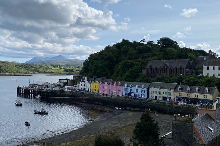 Isle of Skye Private Day Tour from Inverness: Quiraing, Storr & Eilean Donan