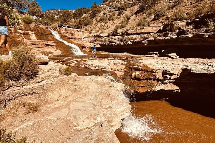 Private Jeep Ride to Toquerville Falls — Off-Road Waterfall Adventure Near St. George photo 3