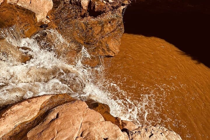 Private Jeep Ride to Toquerville Falls — Off-Road Waterfall Adventure Near St. George photo 5