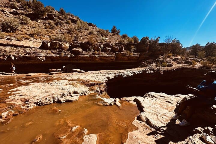 Private Jeep Ride to Toquerville Falls — Off-Road Waterfall Adventure Near St. George photo 6