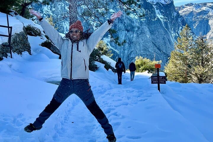 Yosemite Valley Private Winter Hiking Tour — Guided Winter Walks, Waterfalls & Valley Gems photo 3