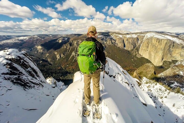 Badger Pass to Dewey Point: Private Yosemite Snowshoeing Adventure