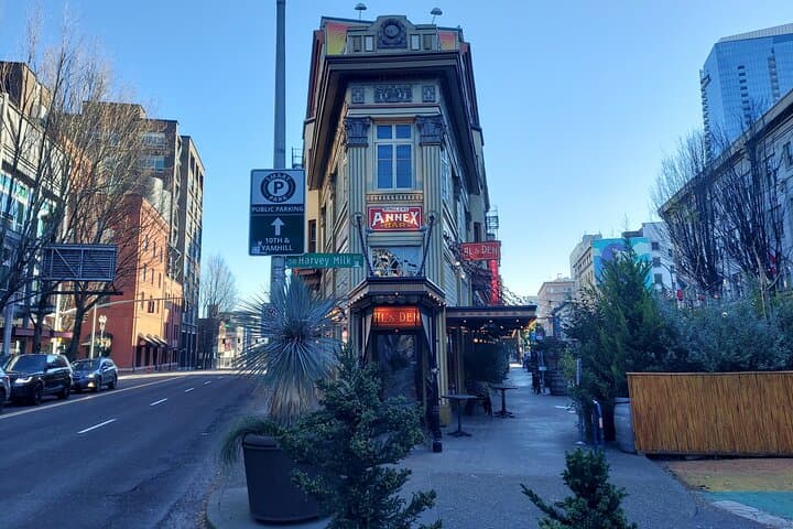 Portland West Side Craft Beer Walking Tour: Pearl & Old Town Breweries photo 6