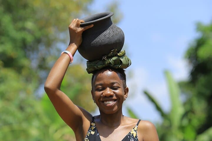 Ewaffe Cultural Village Day Trip from Kampala — Buganda Culture, Luwombo Lunch & Farm Tour photo 3