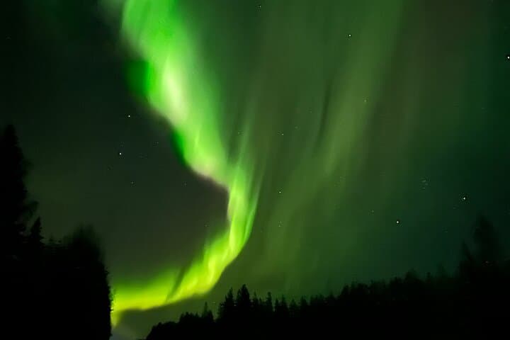 Chase the Northern Lights in Rovaniemi — Pro Aurora Experience photo 5