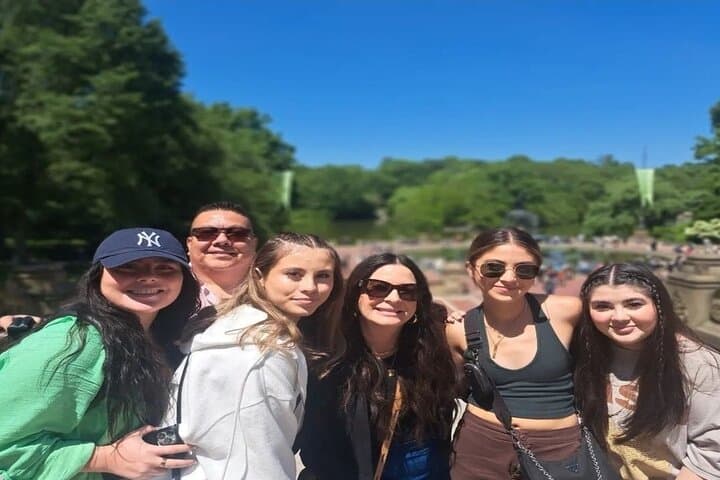 Central Park Bike & Pedicab Tour — 1-Hour Guided Highlights photo 3