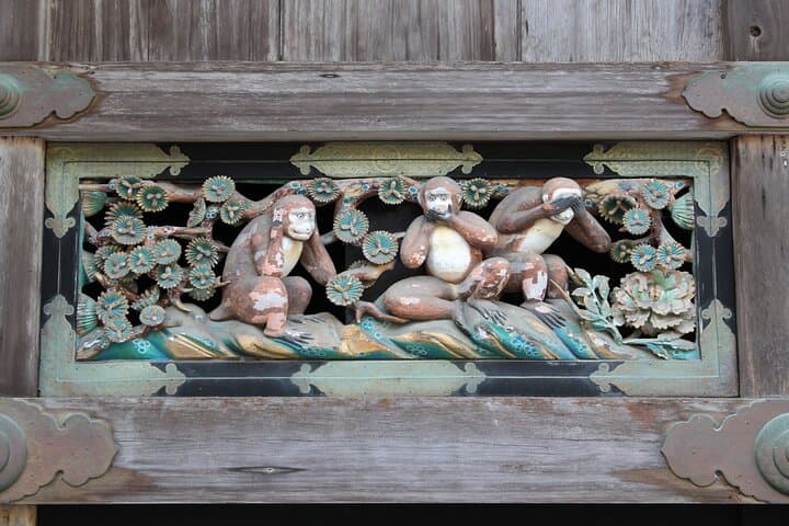 Nikko Walking Tour: Toshogu Shrine & Kanmangafuchi Abyss — A 5km Cultural Hike photo 3