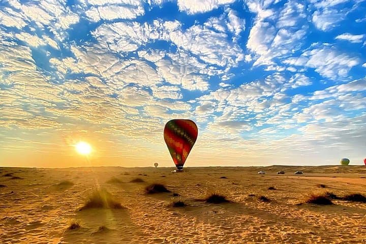 Sunrise Hot Air Balloon Flight Over Dubai Desert — Dubai Balloon Ride & Wildlife Viewing photo 2