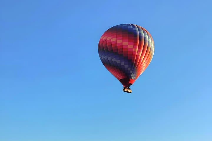 Sunrise Hot Air Balloon Flight Over Dubai Desert — Dubai Balloon Ride & Wildlife Viewing photo 3
