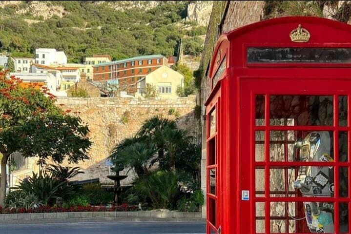 Gibraltar Private Daytrip from Cadiz: Rock, Monkeys & St. Michael's Cave photo 2