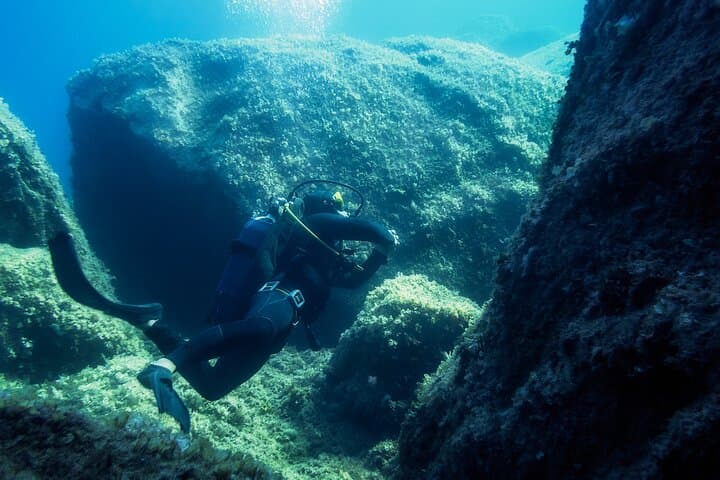 Private Scuba Diving Yacht Experience on the Athenian Riviera