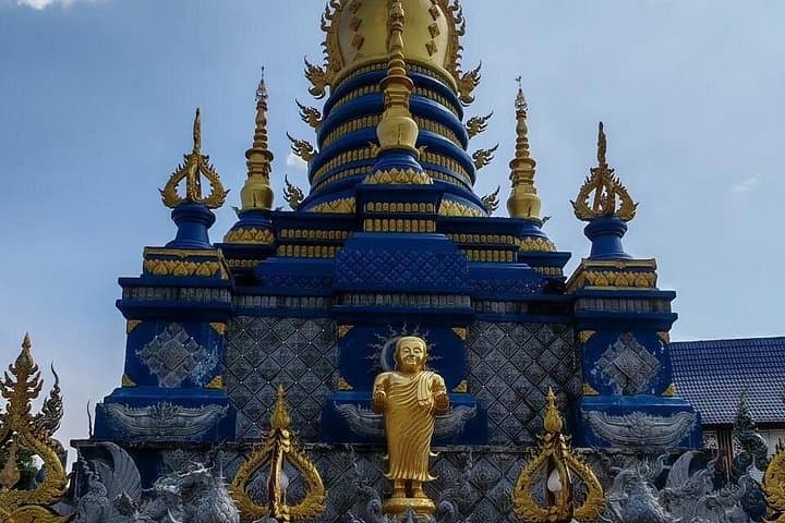 Private Chiang Rai Temple Tour — White Temple, Blue Temple & Jungle Hot Springs photo 2
