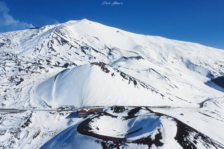 Etna volcano hike from Syracuse with lunch and wine tasting photo 4