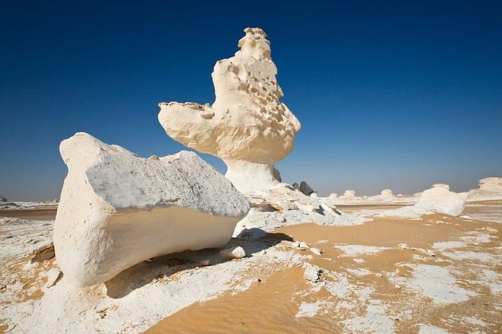 2-Day White Desert and Bahariya Oasis Safari from Cairo