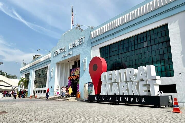 Transit and Discover: Experience the Heart of Kuala Lumpur photo 2