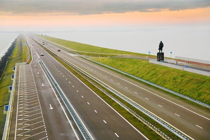 Best of Dutch Legacy: Windmills, Afsluitdijk & the World's Oldest Working Planetarium photo 3