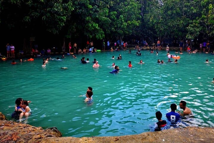 Krabi Emerald Pool and Tiger Cave Temple Day Tour — Swim, Hike, and Summit photo 2