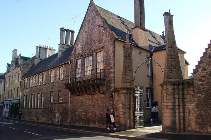 Royal Mile Guided Walking Tour — Comedy and History from Castle to Palace photo 6