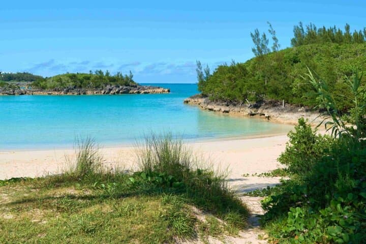 Bermudaful Island Beach Hop: John Smith's, Clearwater & Turtle Bay photo 3