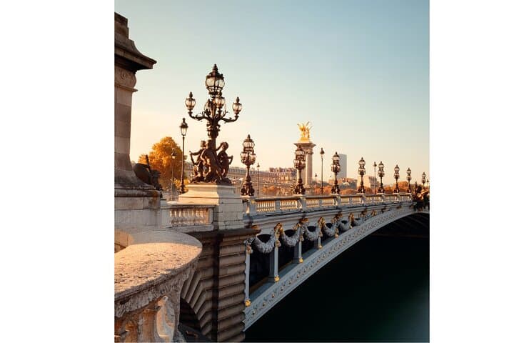 Paris Premium City Highlights Private Tour — 2-Hour Guided Overview photo 2