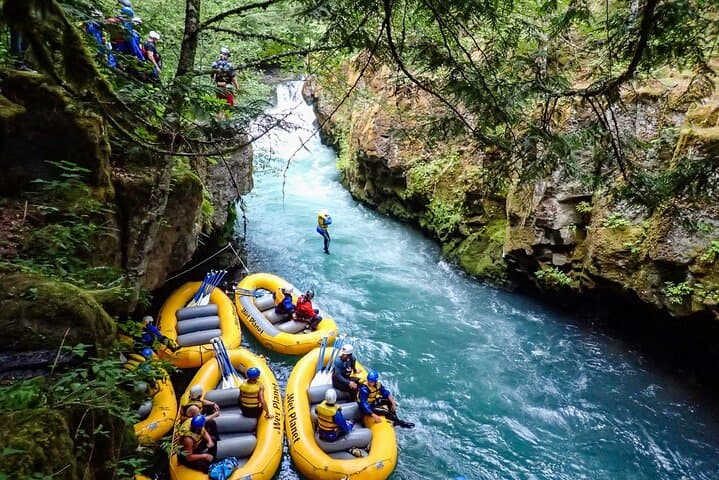 Full-Day White Salmon River Rafting: Class III–IV Rapids Near Portland photo 2