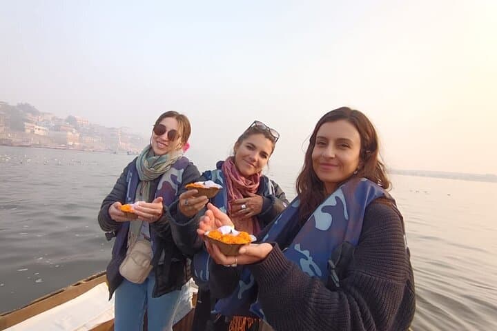 Golden Triangle Tour with Varanasi: 8-Day Delhi Agra Jaipur Varanasi Cultural Itinerary