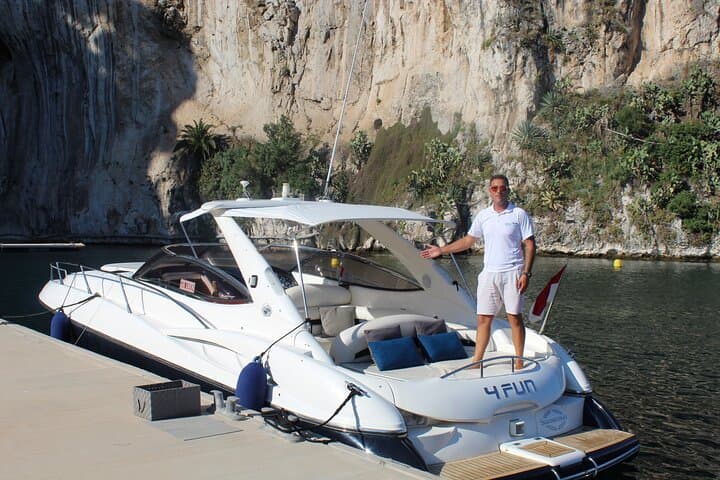 French Riviera Speedboat Cruise from Nice or Monaco — Monaco, Cap Ferrat & La Mala photo 2