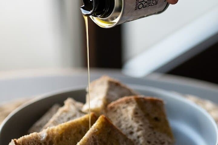 Frascati Wine & Olive Oil Tasting: 2-Hour Vineyard Tour from Rome photo 4