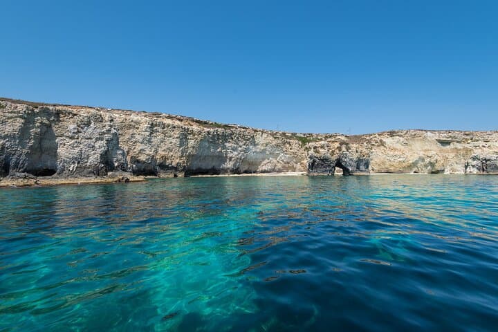 Syracuse Coast Private Boat Tour: Sea Caves, Ortigia & Plemmirio Nature Reserve photo 4
