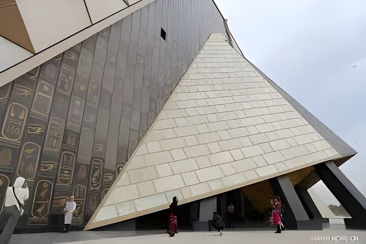 Private Grand Egyptian Museum and Giza Pyramids Tour with Egyptologist Guide photo 4