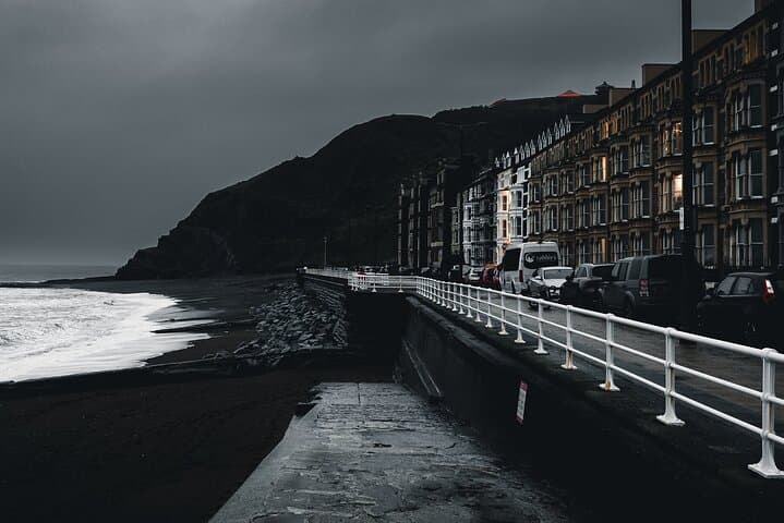West Wales Day Tour from Cardiff: Devil's Bridge, Aberystwyth & Elan Valley