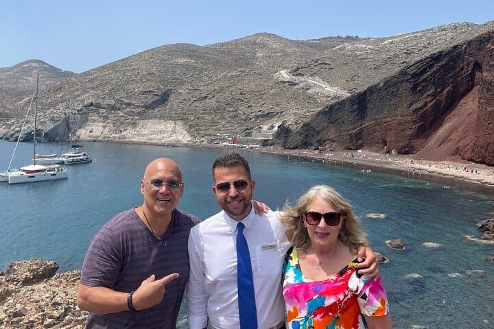 Private Santorini South Side Adventure: Akrotiri, Red Beach & Vlychada Tour
