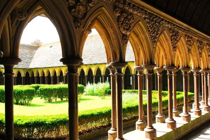 Giverny, Mont Saint-Michel & D-Day Beaches: 2-Day Normandy Tour from Paris photo 2