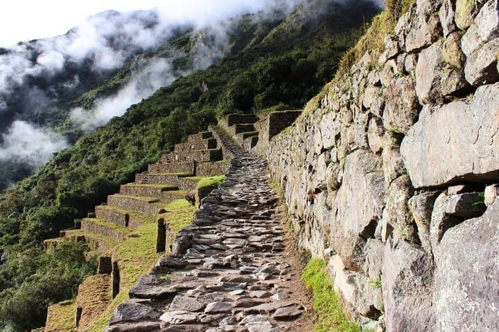 2-Day Inca Trail to Machu Picchu from Cusco — Sun Gate Trek photo 4